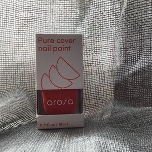 Orosa Nail paint: Clementine New in box
